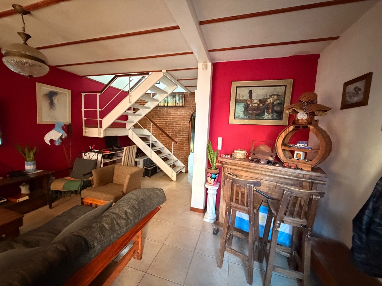 Triplex 4 Ambientes en el Barrio el Solar