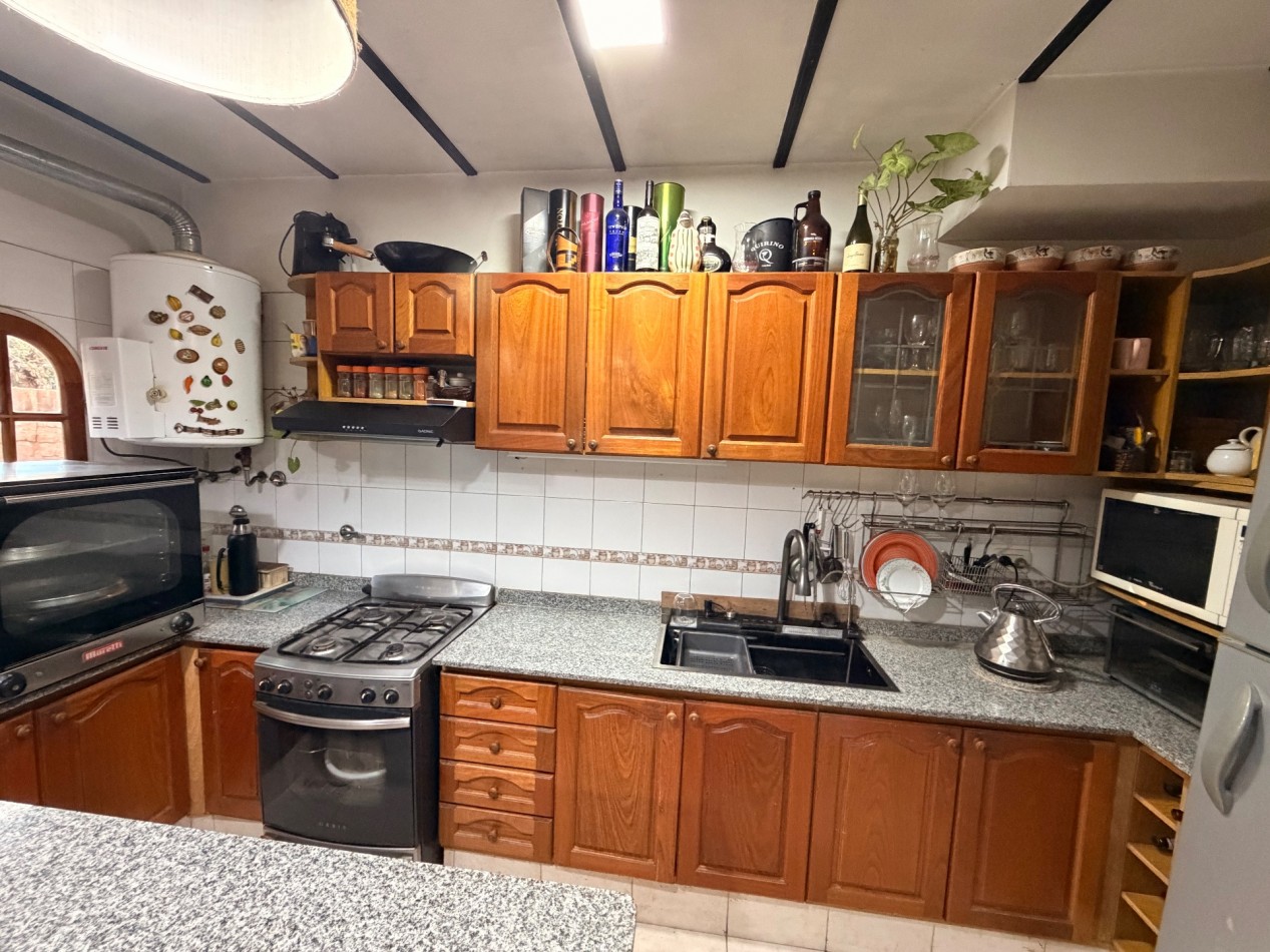 Triplex 4 Ambientes en el Barrio el Solar