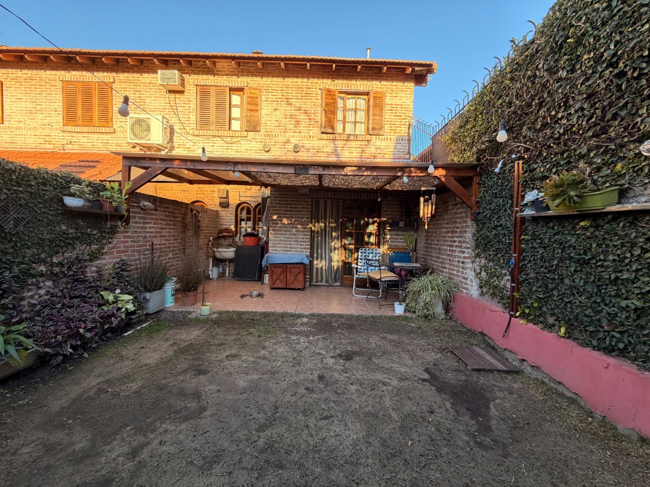 Triplex 4 Ambientes en el Barrio el Solar