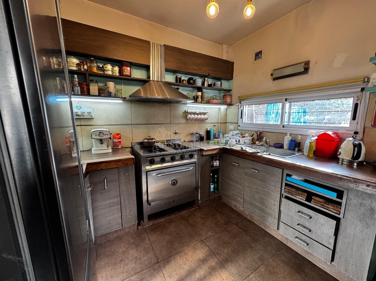 VENTA CASA 4 AMBIENTES MUÑIZ