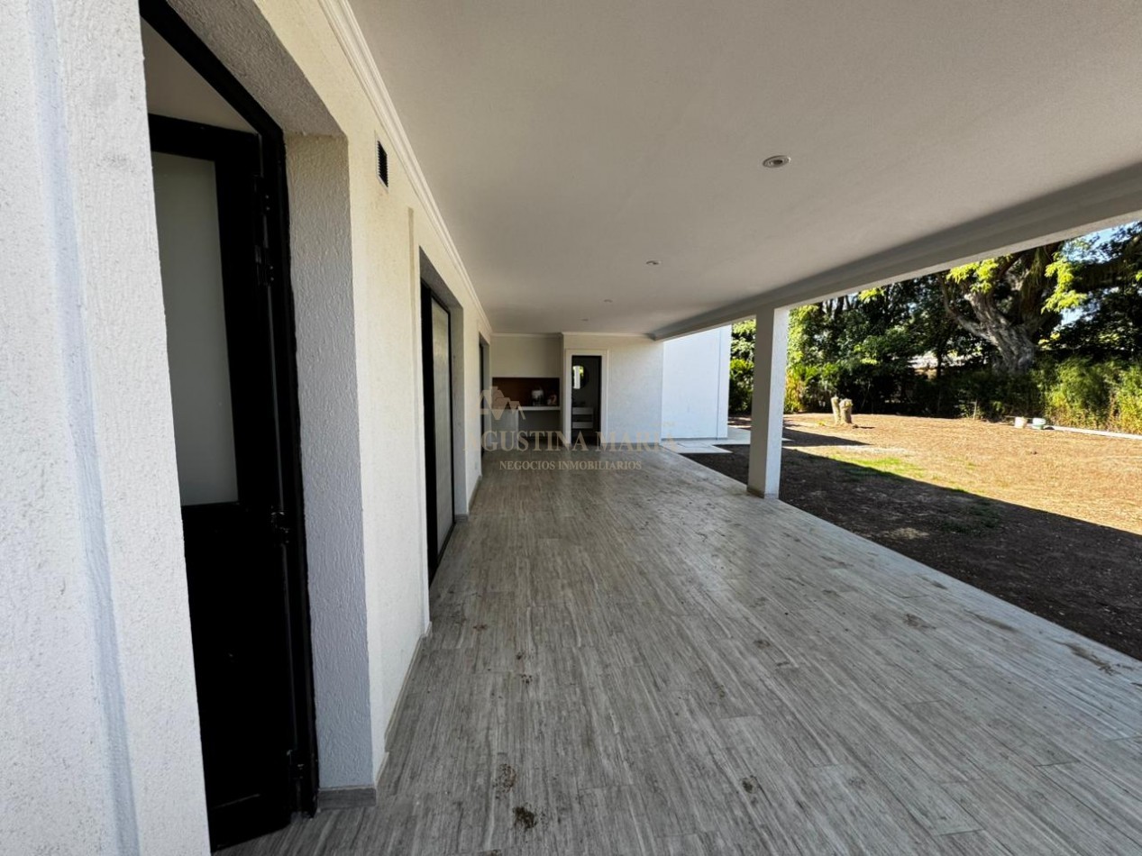 VENTA CASA 4 AMBIENTES SAN MATIAS A ESTRENAR