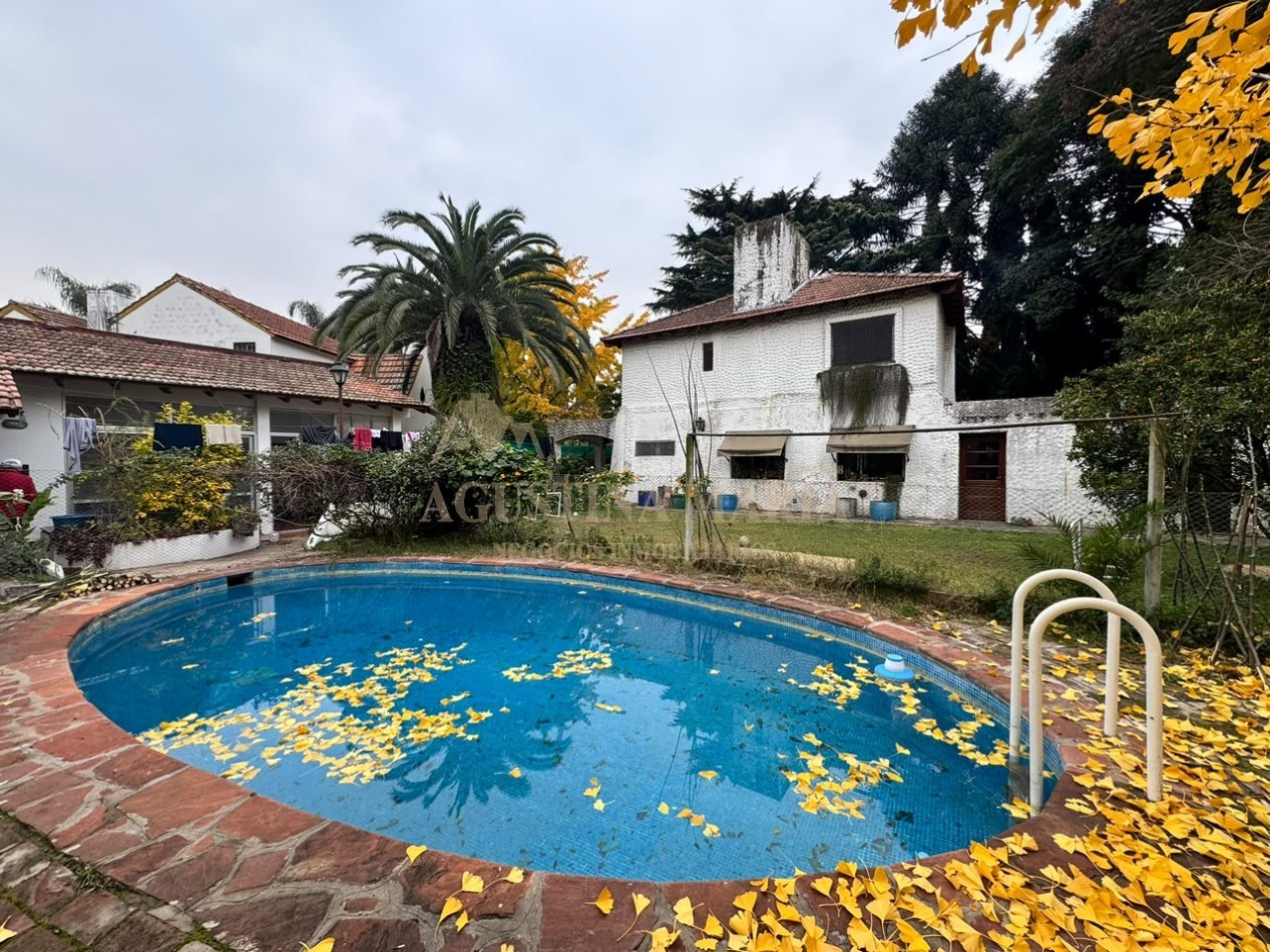 VENTA CASA 4 AMBIENTES ESTILO MEDITERRANEO EL CORTIJO