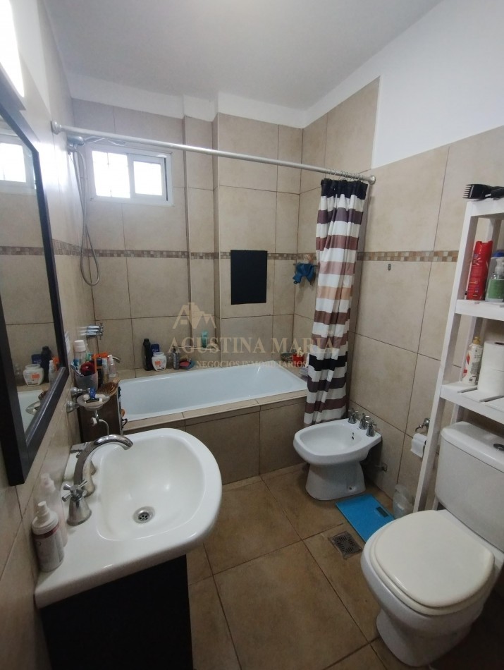 VENTA CASA 4 AMBIENTES MUÑIZ
