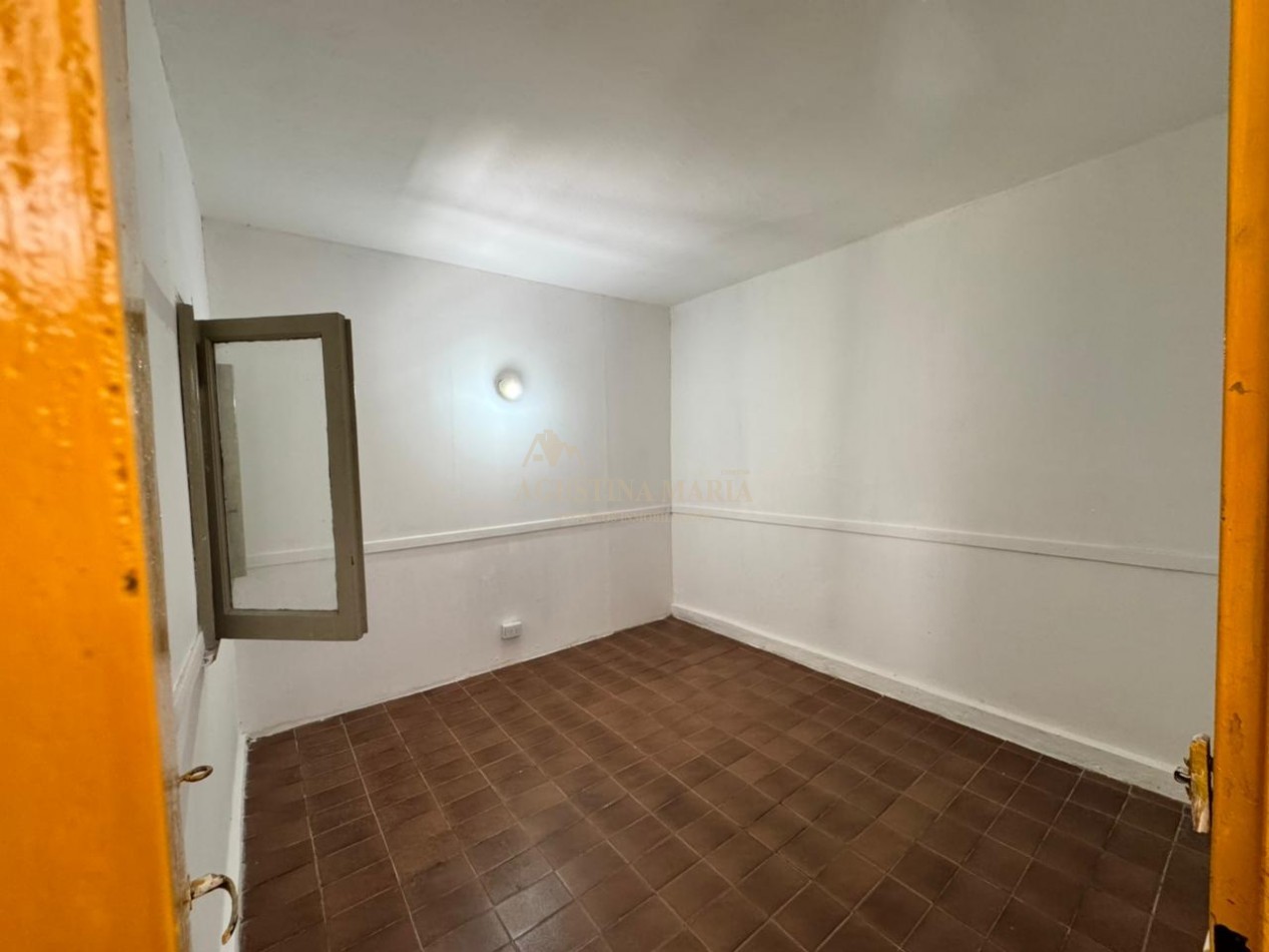 VENTA CASA CON LOCAL JOSE C PAZ