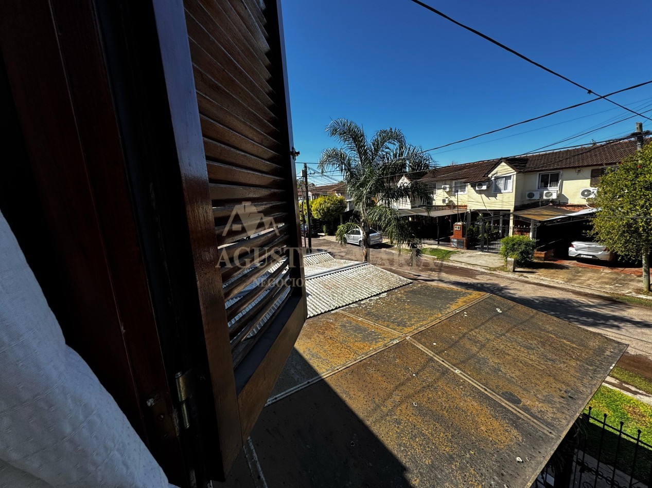 VENTA DUPLEX  4 AMBIENTES 