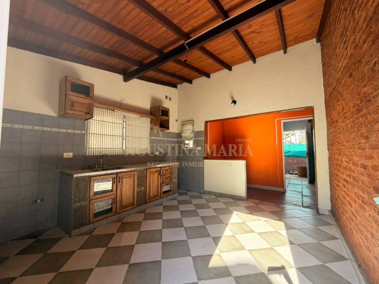 VENTA CASA 3 AMBIENTES BELLA VISTA 