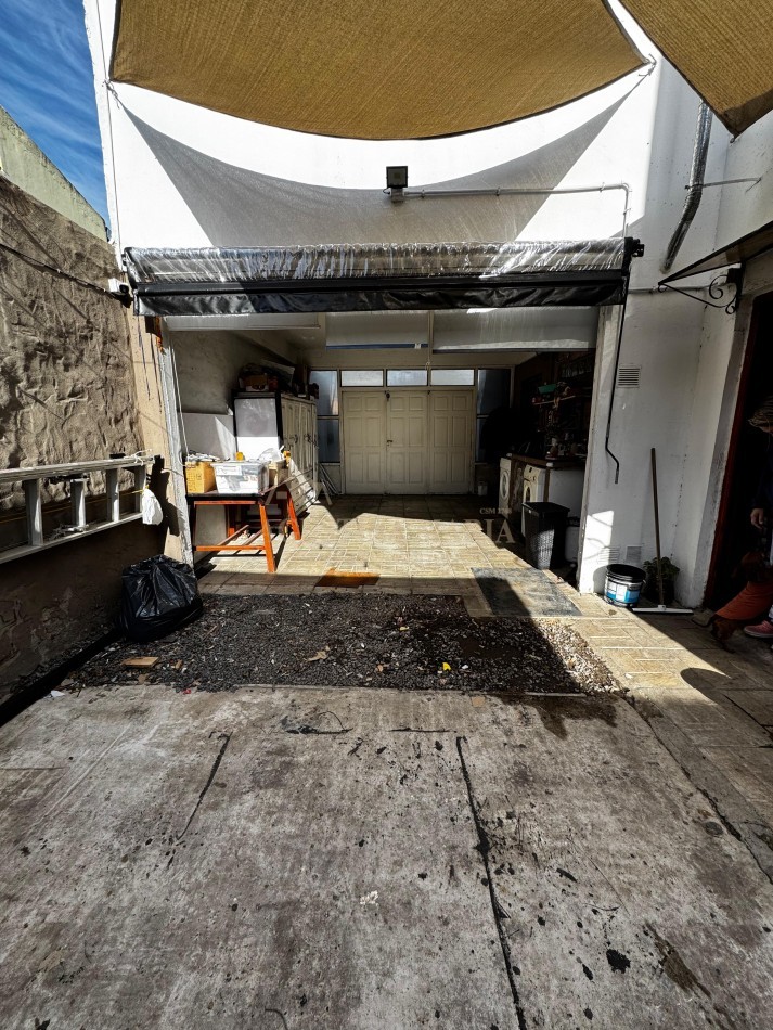VENTA CASA 4 AMBIENTES MUÑIZ