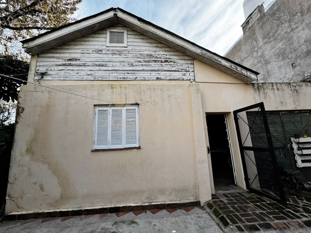 VENTA CASA 3 AMBIENTES BELLA VISTA 