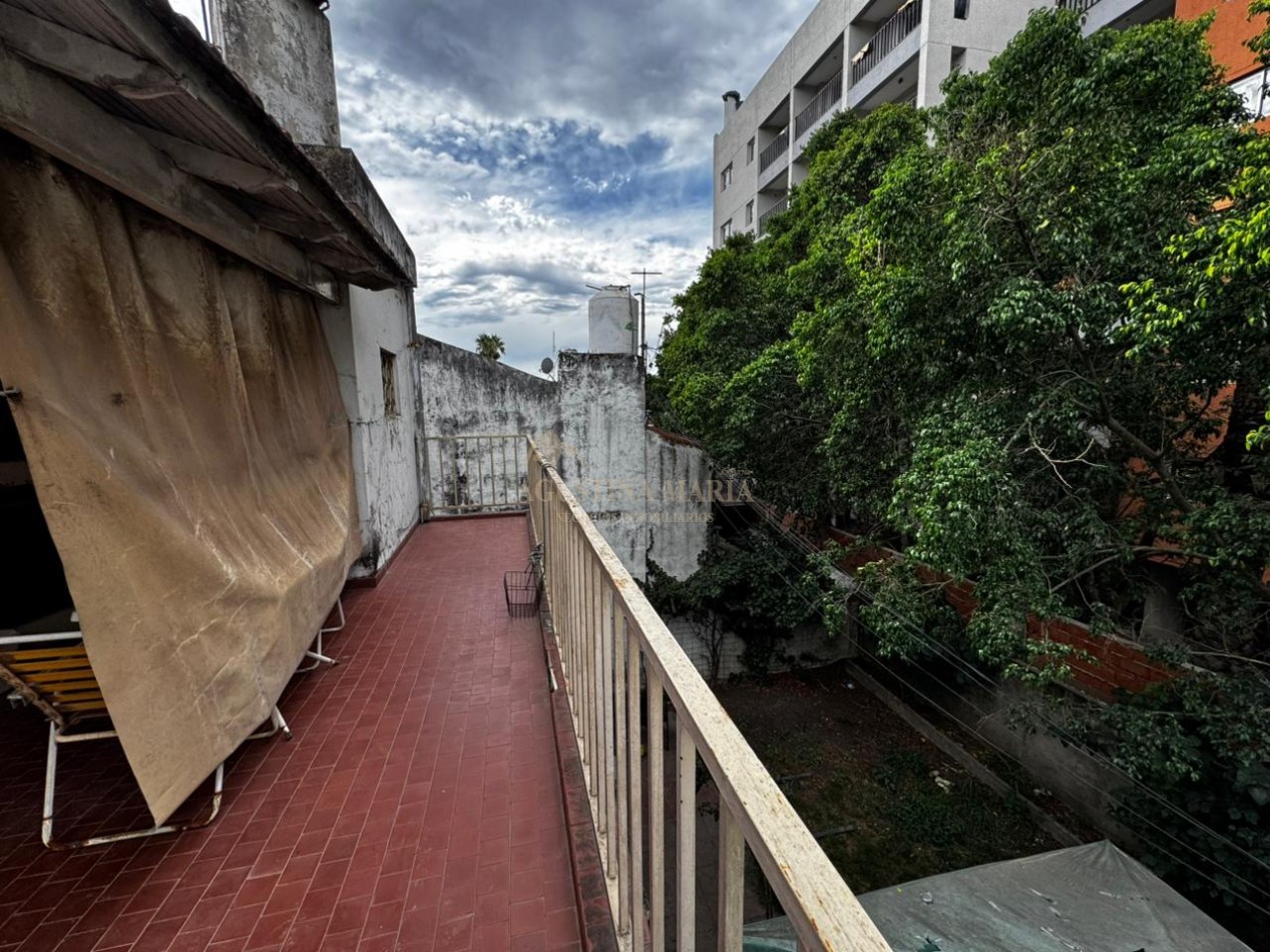 VENTA CASA CON LOCAL  ITUZAINGO