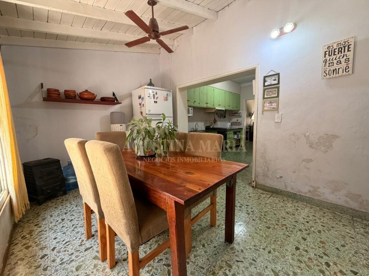 VENTA CASA 5 AMBIENTES - MUÑIZ 