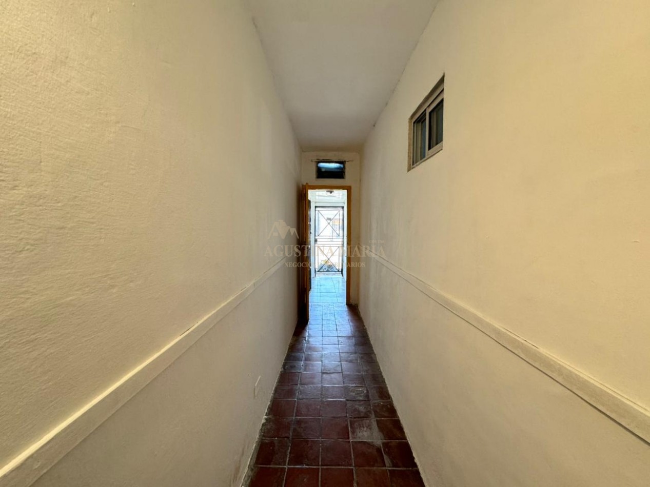 VENTA CASA CON LOCAL JOSE C PAZ