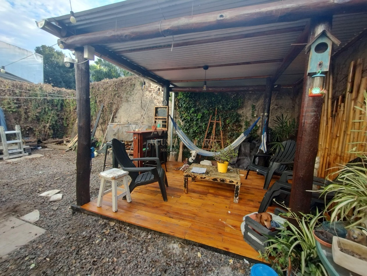 VENTA CASA 4 AMBIENTES MUÑIZ