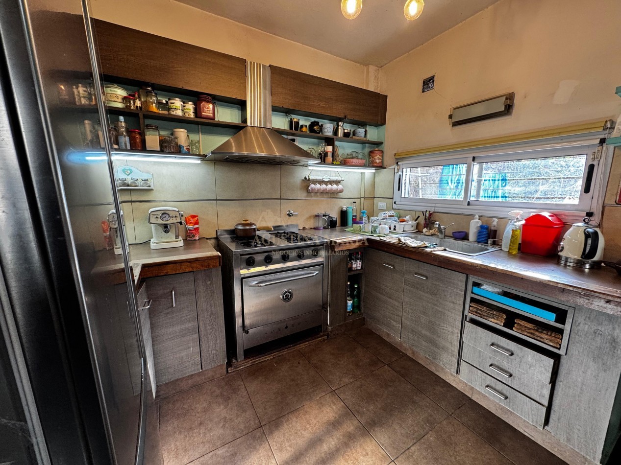 VENTA CASA 4 AMBIENTES MUÑIZ