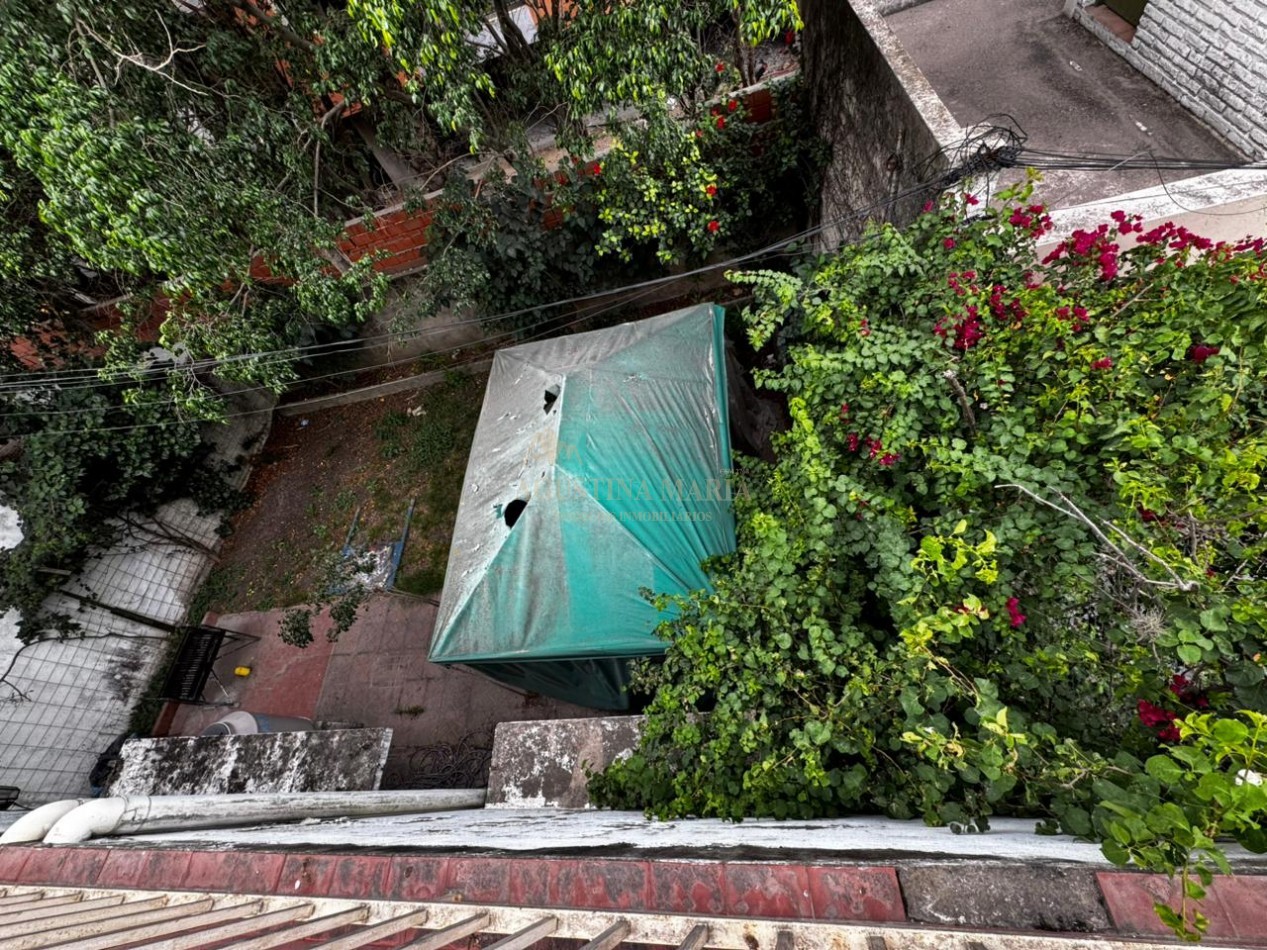 VENTA CASA CON LOCAL  ITUZAINGO